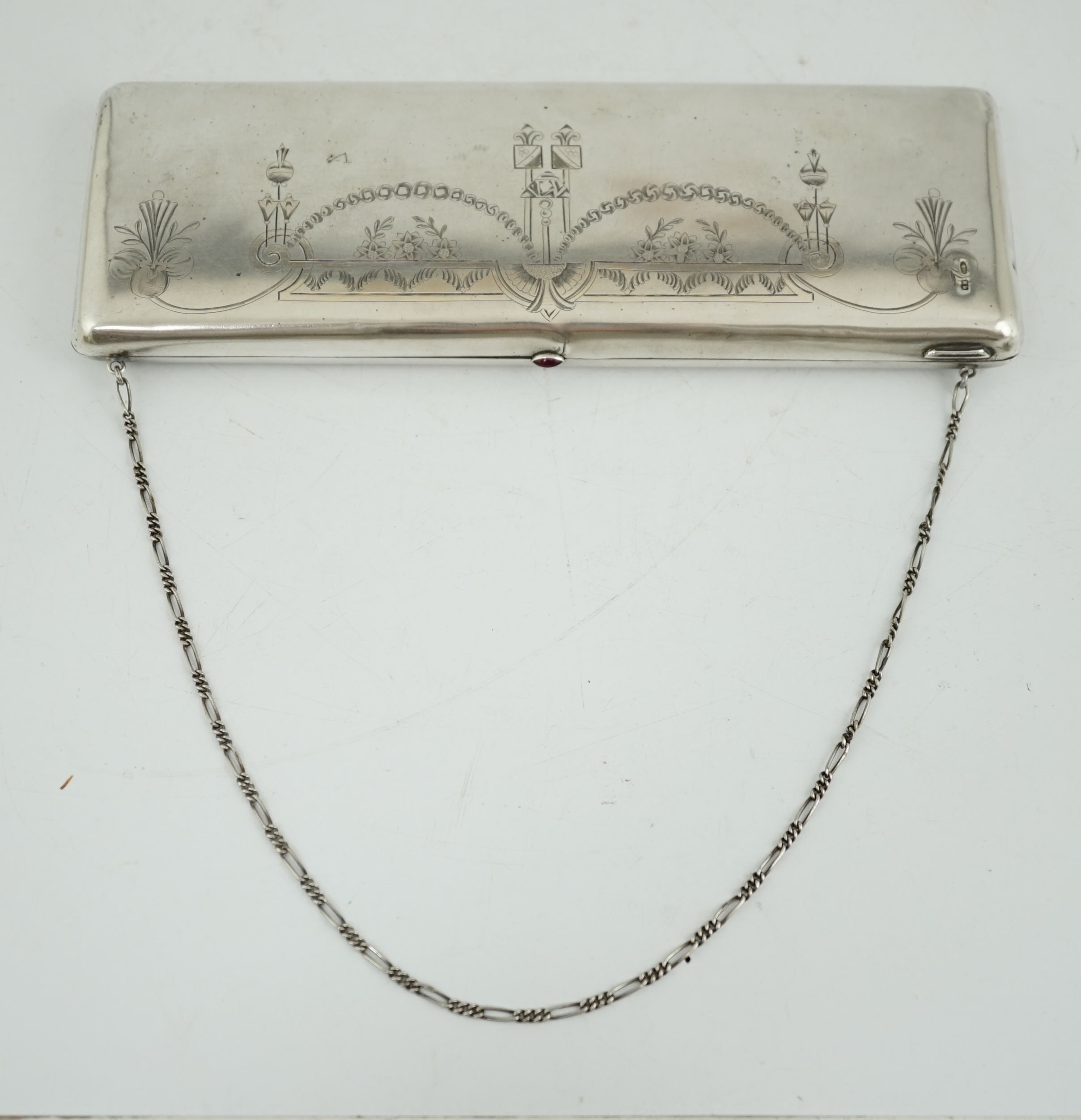 A large early 20th century Russian 84 zolotnik silver mounted purse